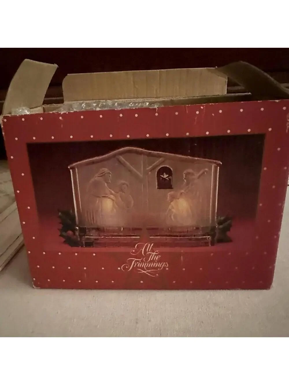 Vintage All the Trimmings embossed crystal nativity scene w silver star.